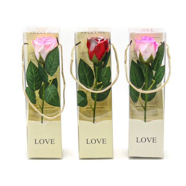 Soap rose in box 7x7x26cm pink