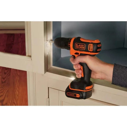 Black and Decker BDCDD12KB-QW Akkus fúrócsavarozó tartalék akkumlátorral,és tárolódobozzal