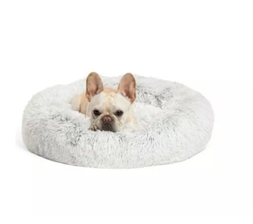 Plush, furry bed for pets 